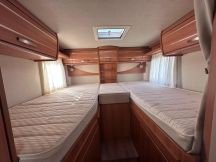 Semintegrale Hymer Exsis T 588 - Letti gemelli, garage 4 posti usato image preview