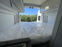 Furgonato Buerstner Lineo C 590 4 posti nuovo image preview