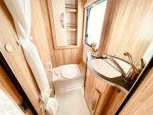 Roulotte Eriba Novalight 465 4 posti nuovo image preview