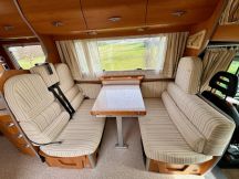 Semintegrale Laika ECOVIP 1 CLASSIC PATENTE C 5 posti usato image preview