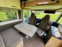 Motorhome Buerstner AVIANO I 690 G 4 posti usato image preview