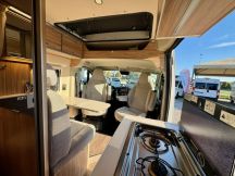 Furgonato Hymer AYERS ROCK 540 CON TETTO SOLLEVABILE  4 posti usato image preview