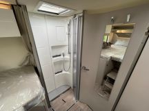 Semintegrale Hymer TRAMP S 680 LETTI GEMELLI  4 posti usato image preview