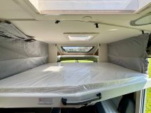 Semintegrale Sunlight T 68 C Adventure Edition - Letti gemelli, dinette face to face 4 posti nuovo image preview