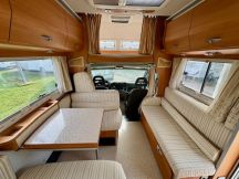 Semintegrale Laika ECOVIP 1 CLASSIC PATENTE C 5 posti usato image preview