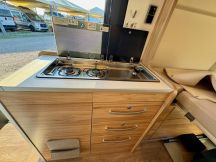 Furgonato Hymer AYERS ROCK 540 CON TETTO SOLLEVABILE  4 posti usato image preview