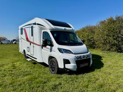 Semintegrale Buerstner CAMPEO TD 690 G 4 posti nuovo