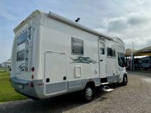 Semintegrale Laika ECOVIP 1 CLASSIC PATENTE C 5 posti usato image preview