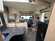 Semintegrale Sunlight T 680 ADVENTURE EDITION - LETTI GEMELLI - GARAGE 4 posti nuovo image preview