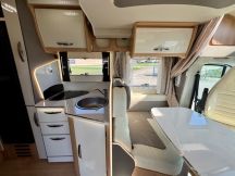 Semintegrale Mc Louis MC4 360G / Letto trasversale - Garage 5 posti usato image preview