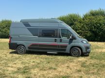 Furgonato Buerstner CAMPEO SKYLINE C 600 - TETTO A SOFFIETTO - CAMBIO AUTOMATICO  4 posti nuovo image preview