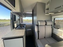 Furgonato Weinsberg Caratour Ford 600 MQ 4 posti nuovo image preview