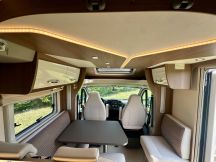 Semintegrale Buerstner Lyseo TD 690 G Privilège - Letti gemelli e garage 4 posti usato image preview