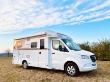 Semintegrale Weinsberg CARACOMPACT SUITE MB 640 MEG EDITION PEPPER LETTI GEMELLI 4 posti usato image preview