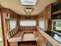 Caravan Buerstner Averso 4 posti usato image preview
