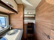 Semintegrale Weinsberg CaraCompact 600 MEG Edition Pepper  4 posti usato image preview