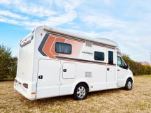 Semintegrale Weinsberg CARACOMPACT SUITE MB 640 MEG EDITION PEPPER LETTI GEMELLI 4 posti usato image preview