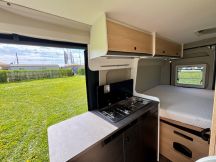 Furgonato Sunlight Cliff 600 Entry - letto trasversale 4 posti usato image preview