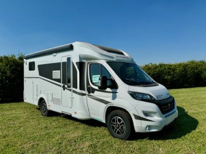 Semintegrale Sunlight T 67 S Adventure Edition 4 posti nuovo