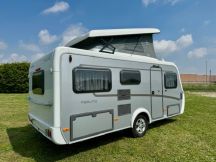 Caravan Eriba FEELING 425 CON TETTO SOLLEVABILE 5 posti nuovo image preview