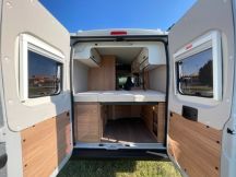 Furgonato Weinsberg CaraBus 540 MQ tetto a soffietto 4 posti nuovo image preview