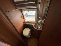 Semintegrale ELNAGH PRINCE 530 L LETTI GEMELLI GARAGE usato image preview