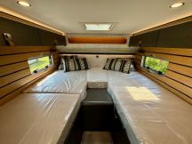 Semintegrale Hymer ML-T 580 4X4 - LETTI GEMELLI - PATENTE B 3 posti nuovo image preview