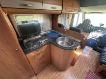 Motorhome Buerstner AVIANO I 684  4 posti usato image preview