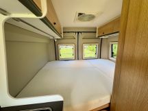 Furgonato Sunlight Cliff 600 Entry - letto trasversale 4 posti usato image preview