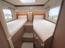 Motorhome Buerstner IXEO I 690 G - LETTI GEMELLI, GARAGE 4 posti usato image preview