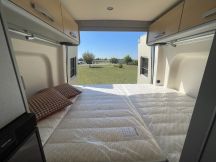 Furgonato Hymer FREE 600 S TETTO A SOFFIETTO  4 posti nuovo image preview