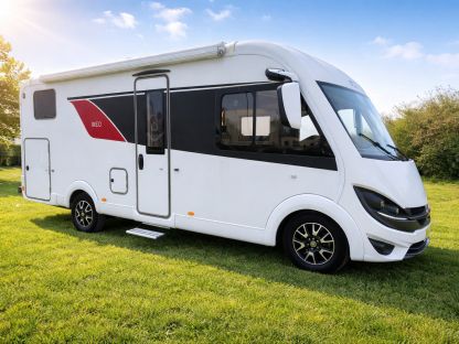 Motorhome Buerstner IXEO I 690 G - LETTI GEMELLI, GARAGE 4 posti usato