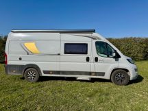 Furgonato Ci Kyros Duo XL / Evo Limited / letto basculante  4 posti usato image preview