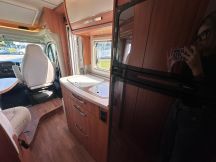 Semintegrale Hymer Exsis T 588 - Letti gemelli, garage 4 posti usato image preview