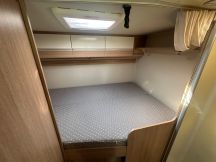 Semintegrale Sunlight T 65 - Letto trasversale, Garage, Portamoto 5 posti usato image preview