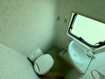 Furgonato Adria Adriavan // letto basculante 4 posti usato image preview