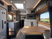 Semintegrale Hymer ML-T 570 4x4 - letti gemelli - garage   3 posti nuovo image preview