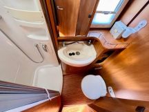 Semintegrale LAIKA KREOS 3010 LETTO TRASVERSALE CAMBIO AUTOMATICO usato image preview