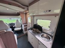 Semintegrale Buerstner LYSEO TIME T 690 G - Letti gemelli - bascluante 4 posti usato image preview