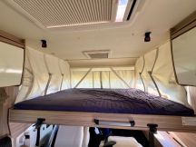 Motorhome Buerstner Lyseo I 727 G - Letti gemelli / Garage 5 posti usato image preview