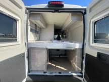 Furgonato Buerstner CAMPEO C 600 TETTO SOLLEVABILE  4 posti nuovo image preview