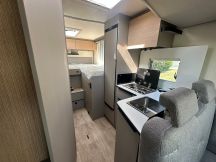 Semintegrale Sunlight CAMPEO TD 690 G ATTRACTIVE 4 posti nuovo image preview