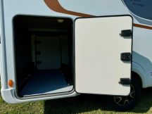 Semintegrale Buerstner LYSEO TD 690 G PRIVILEGE - LETTI GEMELLI - GARAGE 4 posti nuovo image preview