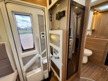 Semintegrale Buerstner LYSEO TD 684 G LIMITED EDITION  4 posti nuovo image preview