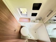 Furgonato Weinsberg CARABUS 600 MQ - EDITION ITALIA - TETTO A SOFFIETTO - FINE SERIE 4 posti nuovo image preview