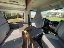 Furgonato Weinsberg CaraBus 540 MQ tetto a soffietto 4 posti nuovo image preview