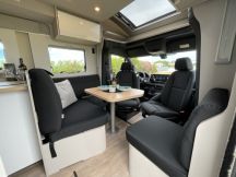 Semintegrale Hymer TRAMP S 680 LETTI GEMELLI  4 posti usato image preview
