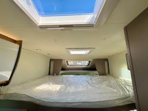 Semintegrale Buerstner LYSEO TD 690 G PRIVILEGE - LETTI GEMELLI - GARAGE 4 posti nuovo image preview