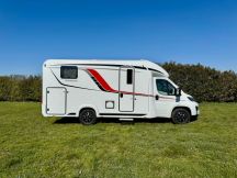 Semintegrale Buerstner CAMPEO TD 690 G 4 posti nuovo image preview