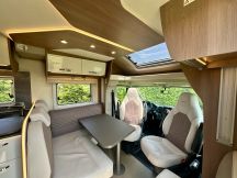 Semintegrale Buerstner Lyseo TD 690 G Privilège - Letti gemelli e garage 4 posti usato image preview